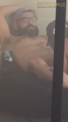 Alpha Smoke & Submission 4