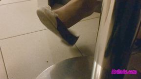 Nyllady Dangling in a Pizzeria