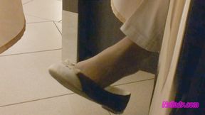 Nyllady Dangling in a Pizzeria