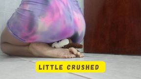 Crushed by a big butt