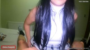 tengo sexo con mi vecino y llena mis pies de semen - footjob