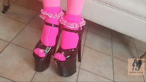 (125) Cum on Stripper Shoes and Pink Footwear for Valentine’s Day (1080p, WMV)