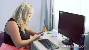 crystal swift showing her amazing curves in her private s debut