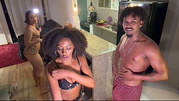 Bastidores de uma aventura A3 que gravamos para voc&ecirc_s com nossa amiga Bahala, quando estamos juntos fica bem quente...