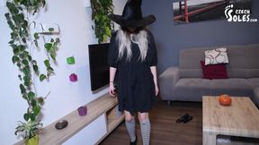 Halloween night magic foot worship (Special)