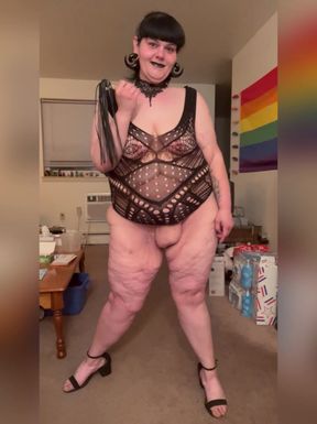Thick goth fantasy