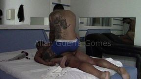 parte 3 de um atendimento de 3 horas. massagem relaxante com final feliz tirando a virgindade anal de um homem com mais de 50...