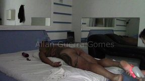 parte 3 de um atendimento de 3 horas. massagem relaxante com final feliz tirando a virgindade anal de um homem com mais de 50...