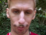 Je me caresse en public