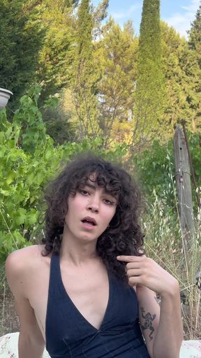 A Tgirl Fucks Herself with as Many Fingers as Possible