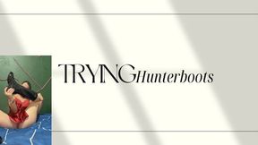 trying take off hunter boots