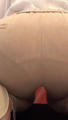 Female Superior with a Big Ass in the Office, so I Immediately Had Raw Sex.. 2