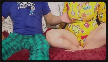 Busty Amateur Blonde’s Wild Handjob | Homemade European Porn