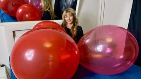 Evil-Lyn sit2pop a red Roomtex24