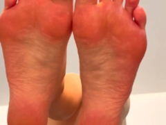 Maitresse Madelines solo foot fetish POV