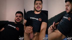 gozando na camiseta