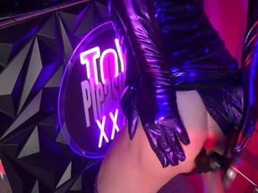 violette sissy anal sextoy