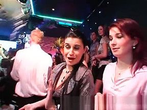 Orgy brunette sexy - on porno3xxx.com