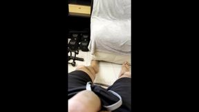 Quick Handjob and Cumshot in the Office
