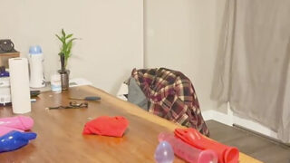 Homemade webcam fun: German amateurs with huge dicks pounding bareback