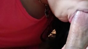 mi novia me hace una mamada en casa de mis suegros