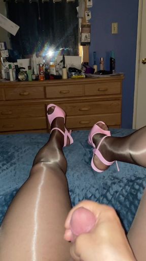 Shiny nylons &amp; pink heels