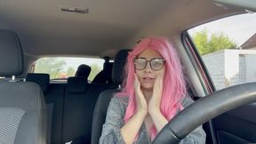 Im masturbating in the car and kissing my hot parts because my boyfriend has been on my mind all day, so I had to get off somewhere I chose the car and now I’m fingering my pussy.