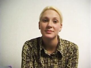 Masturbation of picked up gal