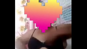 Anita ense&ntilde_ando las divinas