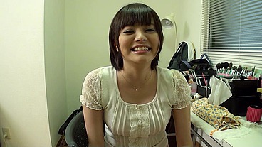 Petite Japanese Virgin Teen talk to Suck while Masturbation and let him cum in Mouth