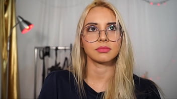 Colombian blonde with perfect tits in first porn interview