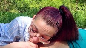 quick Outdoor blowjob with cum in my mouth