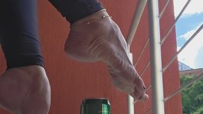 Milah Arches having fun with her Extreme Highly Arched Feet