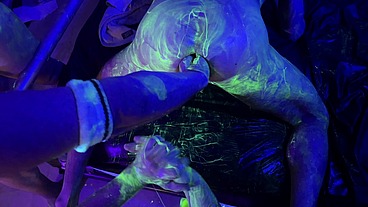UV FISTING ORGY GROUP