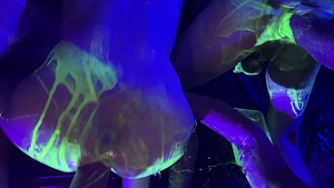 UV FISTING ORGY GROUP