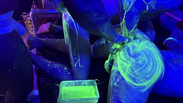 UV FISTING ORGY GROUP