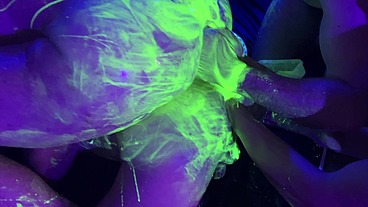 UV FISTING ORGY GROUP