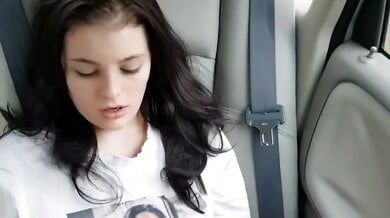 Skinny girl cums hard in a car while being filled inside