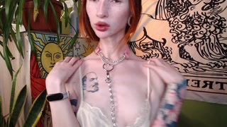 Shy wife tries gentle BDSM fetishes 𓆩♡𓆪 hairy alt-girl