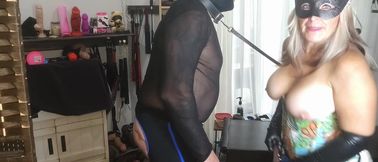 DOMME BLONDIE USES HIS ASSHOLE LIKE HER PLAY TOY TO USE AS SHE WANTS