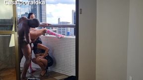 quase que fomos pega em flagrante mas mesmo assim o negao chegou e nos fodeu gostoso