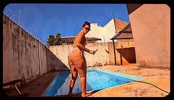 Ebony Mystique MILF Backyard Strip & Squirt 2026 edition