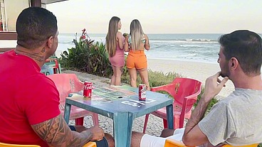 Aylla gatinna foi a surpresa de dois casais ela meteu fundo nas loiras