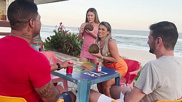 Aylla gatinna foi a surpresa de dois casais ela meteu fundo nas loiras