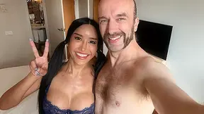 Meme Busts Her Load With Randy