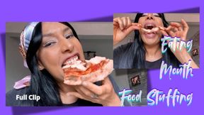 FULL CLIP Eating the pizza the fan sent