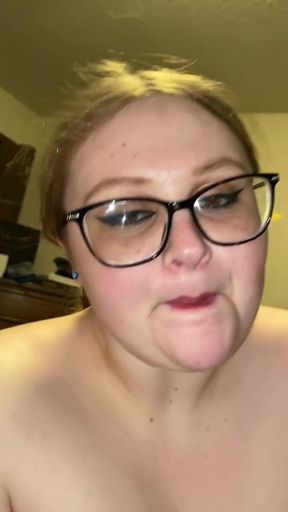 Plus-Sized White Woman Sucks Mexican Man's Thick Cock   Clip 1