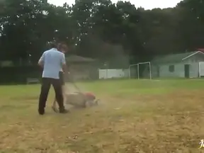 Outdoor Orgasms! Hardworking Babe Enjoys Dual Satisfaction Everywhere