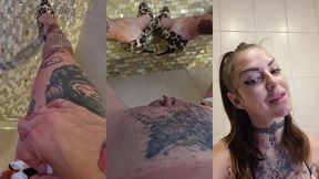 video uro sur mes chaussures ou je leche mon urine