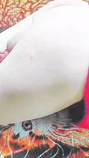 Peek-a-boo panties   Clip 2